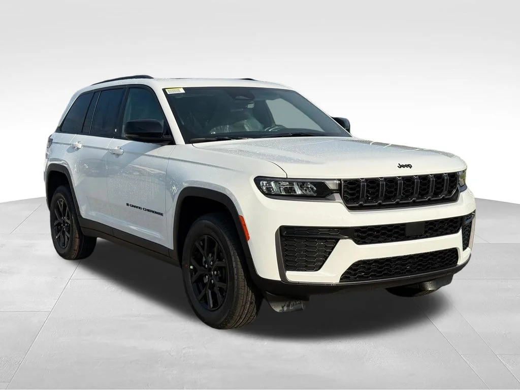 New 2026 Bright White Clear-Coat Exterior Paint Jeep Altitude image 31