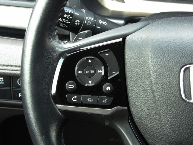 Used 2022 Lunar Silver Metallic Honda Touring image 24