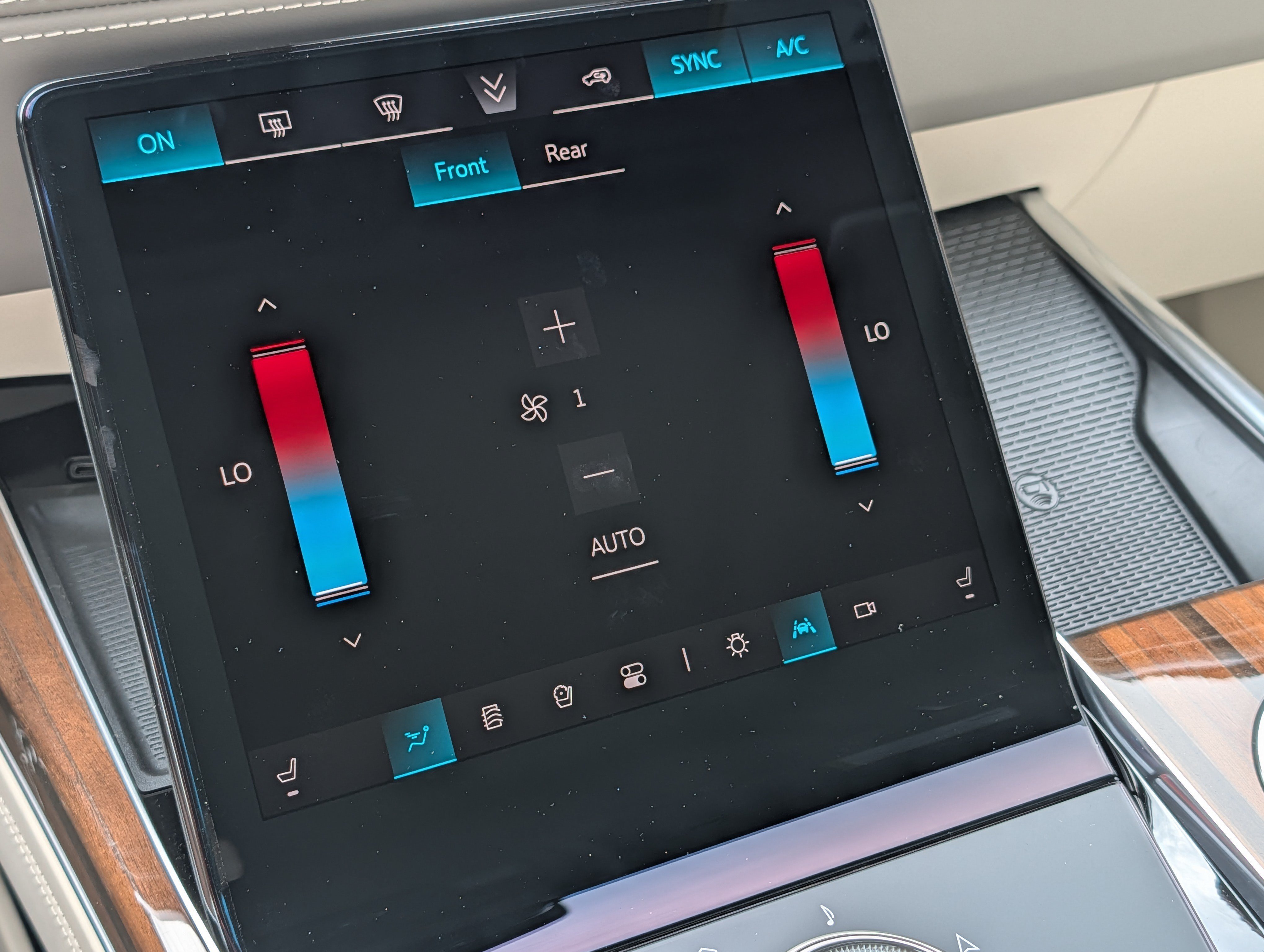 2026 Cadillac Escalade ESV Platinum Luxury - Photo 24