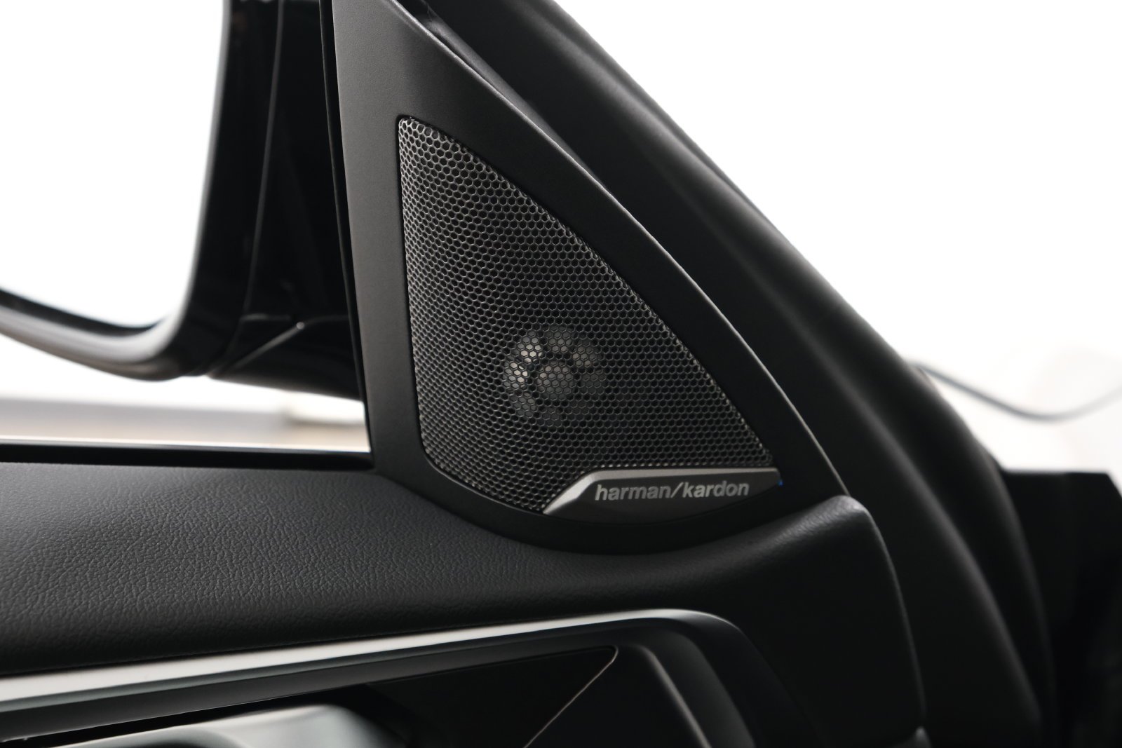 New 2027 Black Sapphire Metallic BMW 430i xDrive image 24