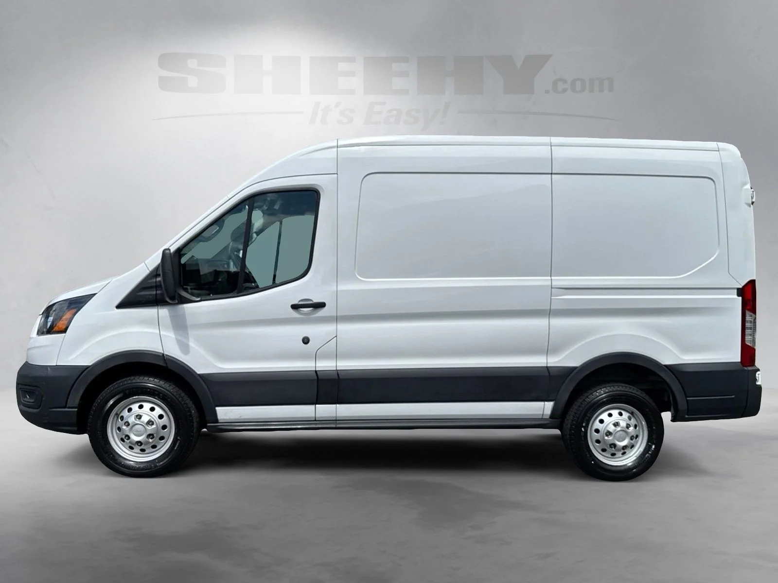 Used 2022 Oxford White Ford Base image 13