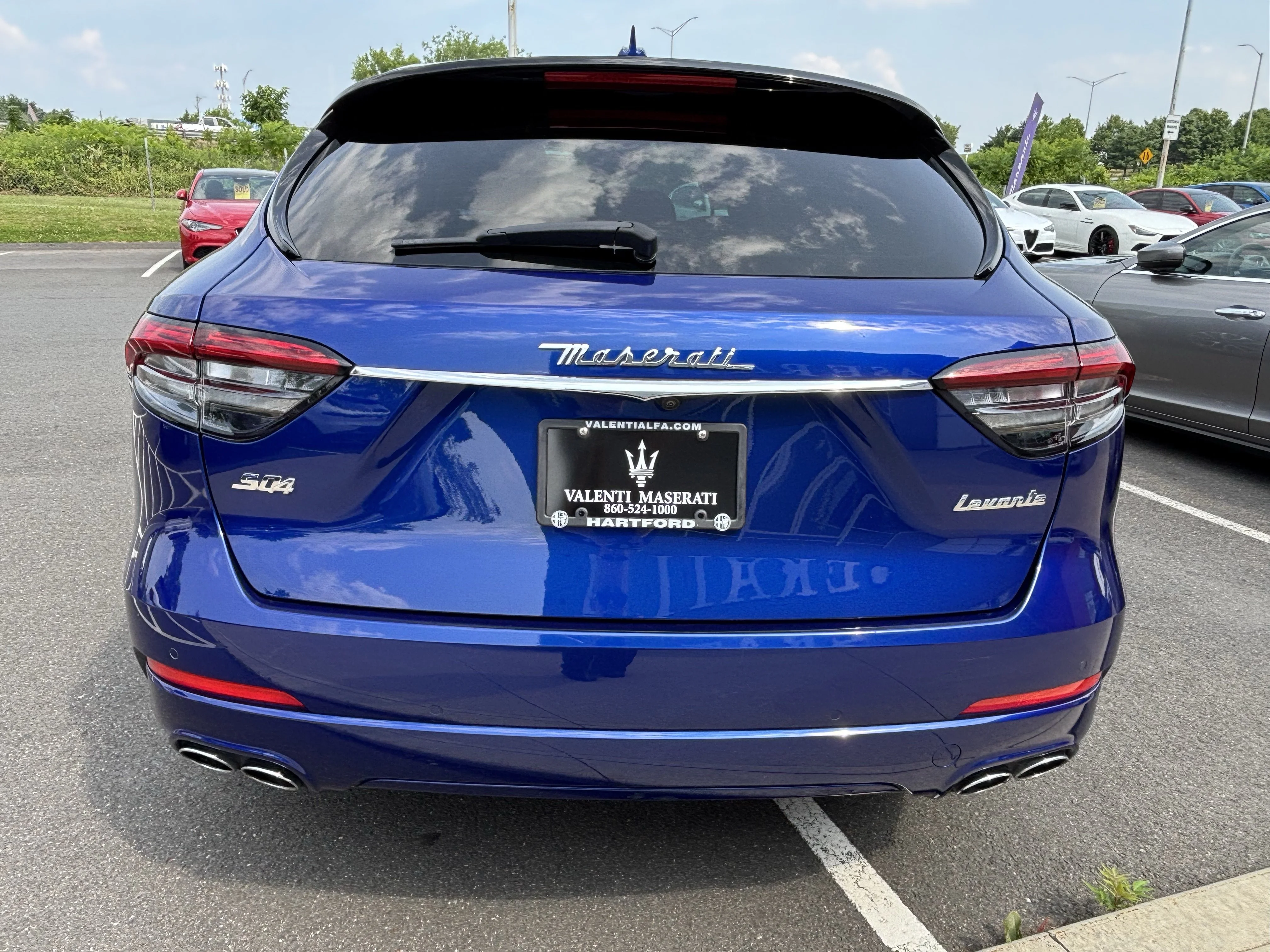 Used 2021 Blu Emozione Metallic Maserati S image 6