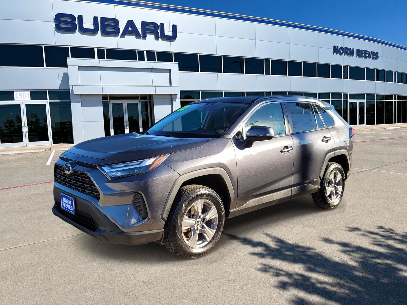 2023 Toyota RAV4 LE