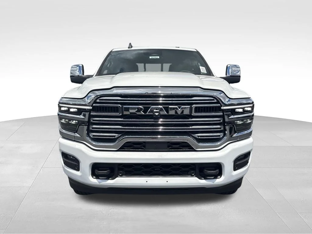 New 2026 Bright White Clear-Coat Exterior Paint RAM LARAMIE image 8