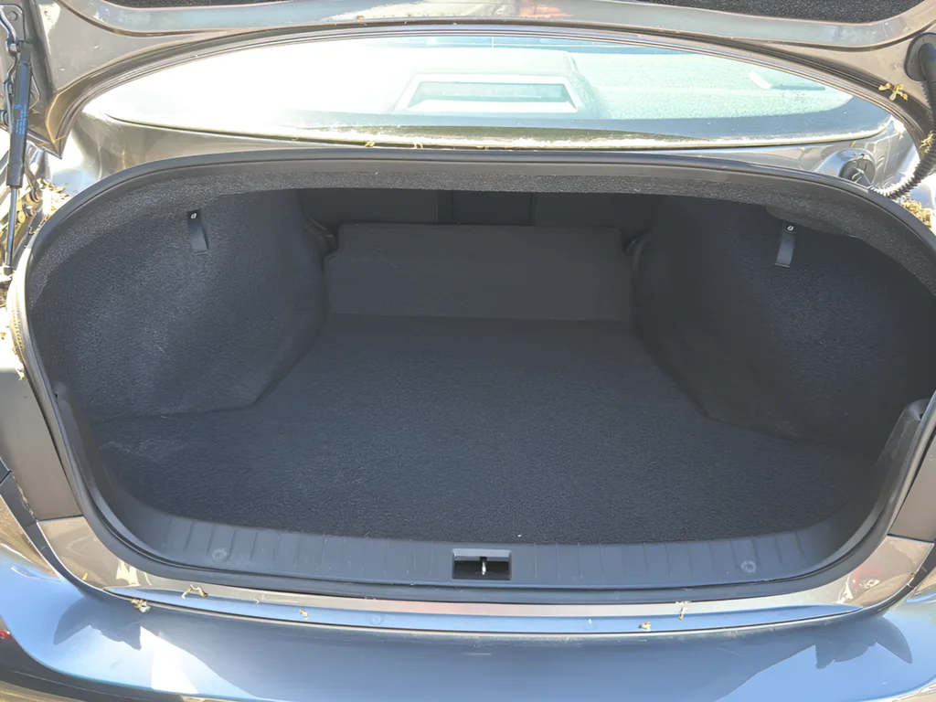 Used 2023 Gray INFINITI LUXE image 12
