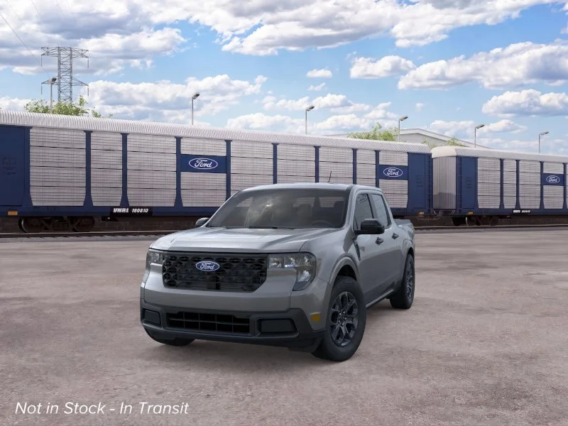 New 2026 Carbonized Gray Metallic Ford XLT image 2