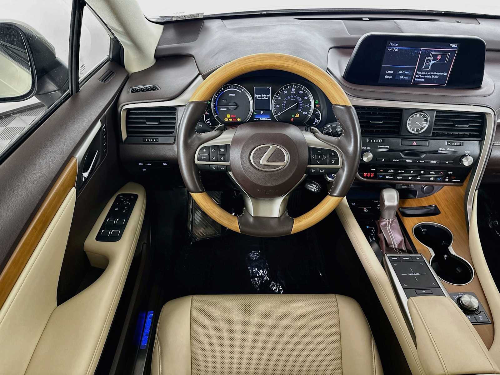 Used 2020 Moonbeam Beige Metallic Lexus  image 20