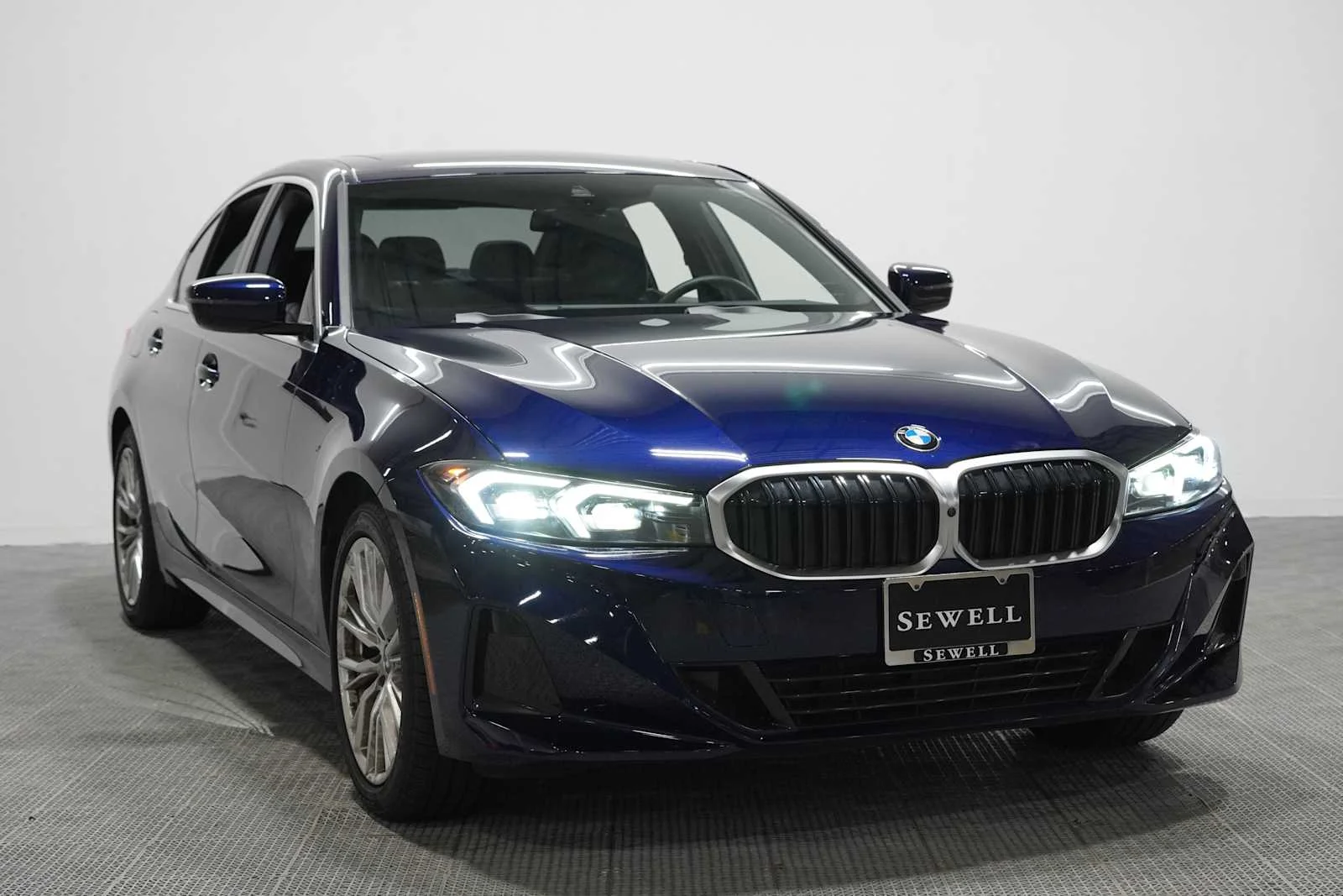 Certified Used 2024 Tanzanite Blue II Metallic BMW 330i image 3