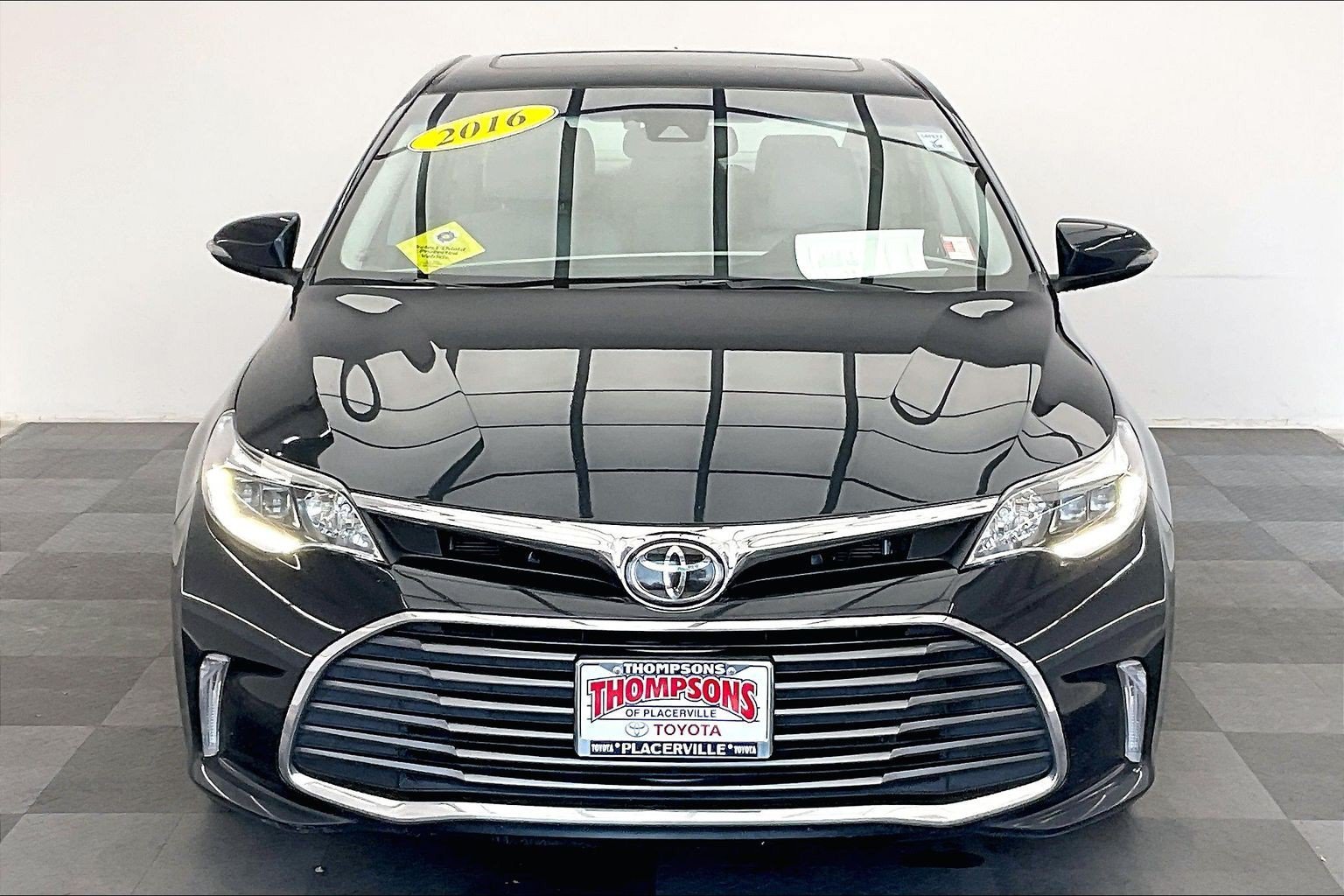 Used 2016 Toyota Avalon Limited with VIN 4T1BK1EB1GU216294 for sale in Placerville, CA
