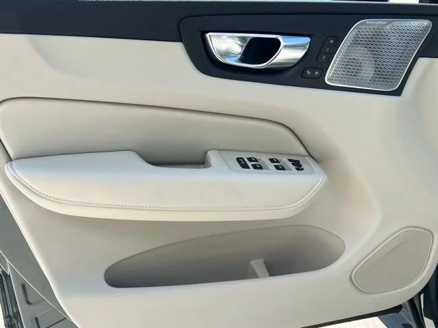 2026 Volvo XC60 Ultra - Photo 23
