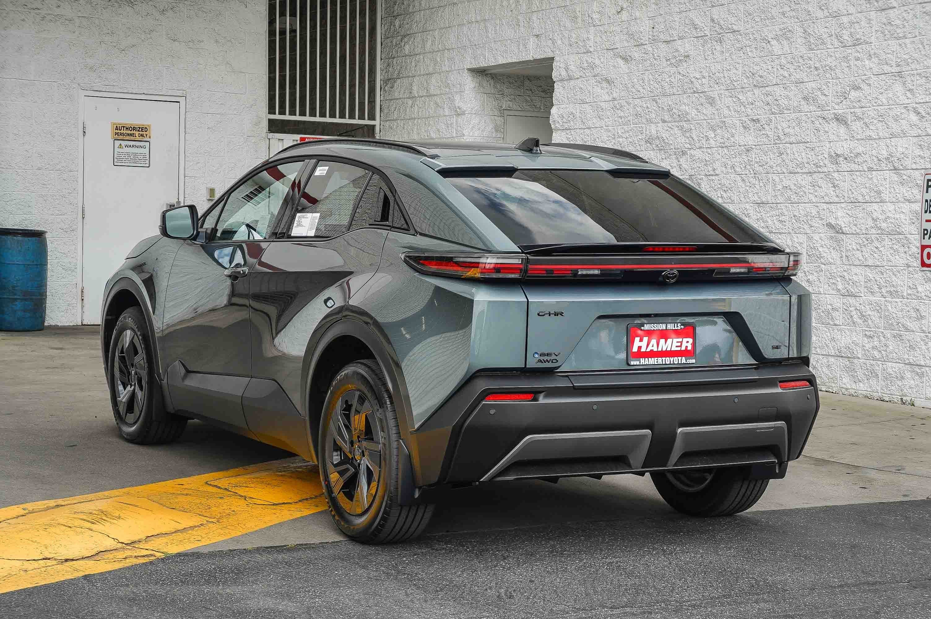 New 2026 Overcast Toyota SE image 4