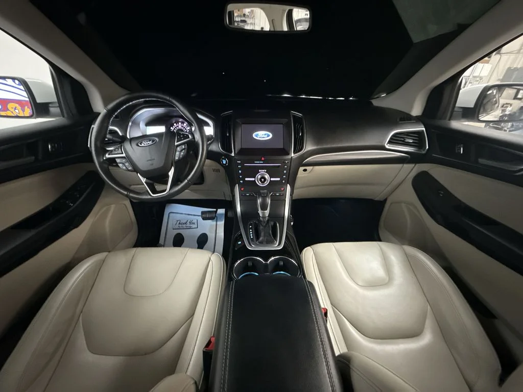 Used 2018 White Platinum Clearcoat Metallic Ford Titanium image 20
