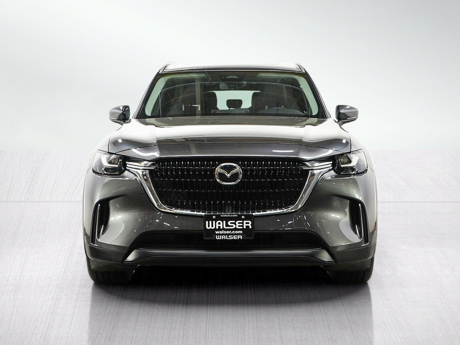 Used 2024  Mazda Preferred image 8
