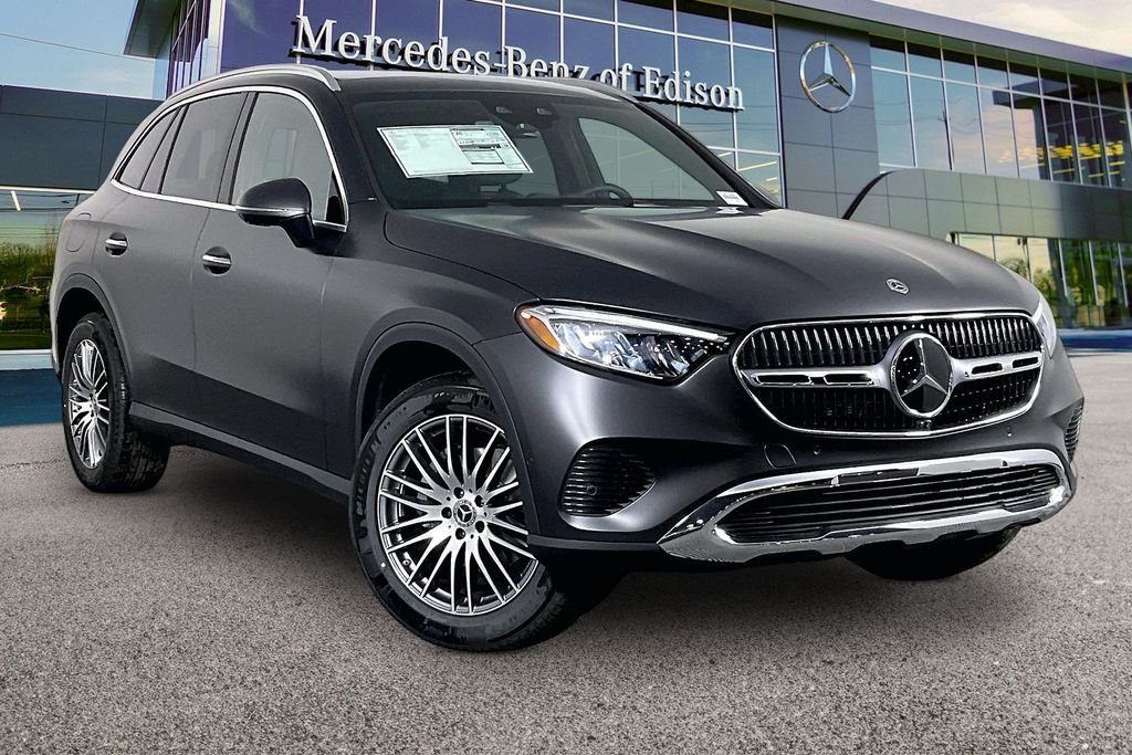 New 2026 MANUFAKTUR exclusive graphite grey magno Mercedes-Benz GLC 300 image 1