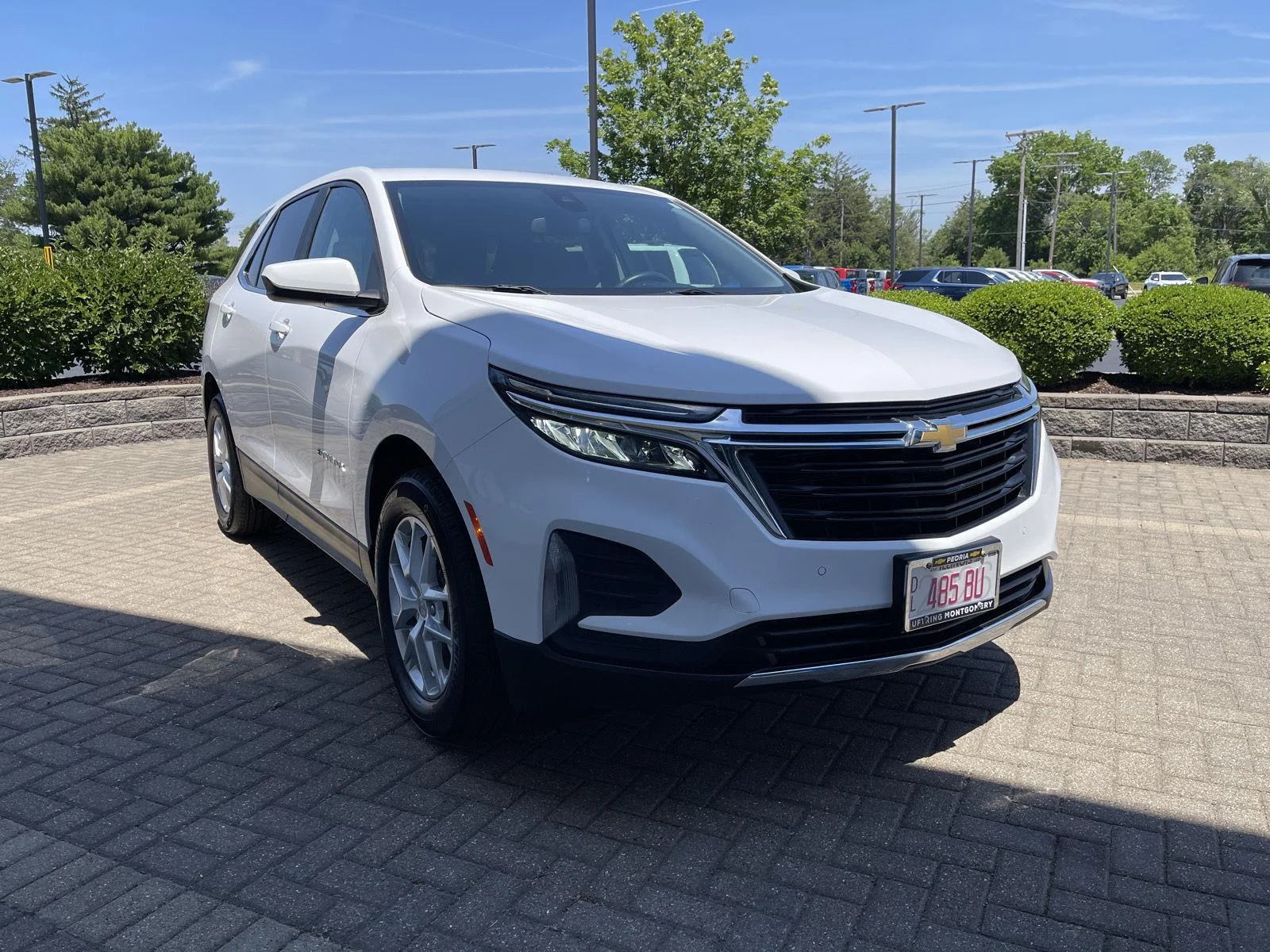 Used 2024 Summit White Chevrolet LT image 7