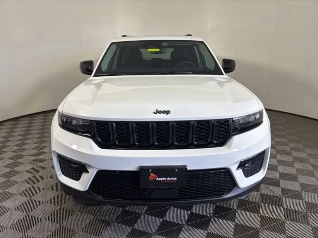 Used 2024 Jeep Grand Cherokee Limited with VIN 1C4RJHBG1RC680306 for sale in Shakopee, Minnesota