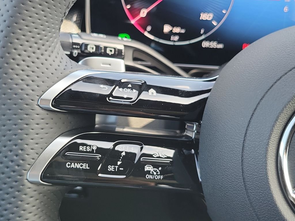 New 2027 MANUFAKTUR Alpine Grey Mercedes-Benz GLC 300 image 24