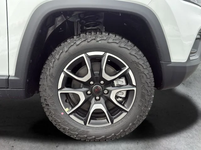 New 2026 White Jeep Trailhawk image 25