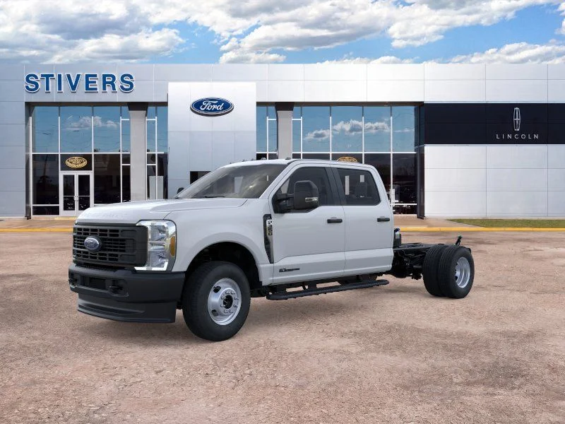 New 2026 White Ford XL image 2