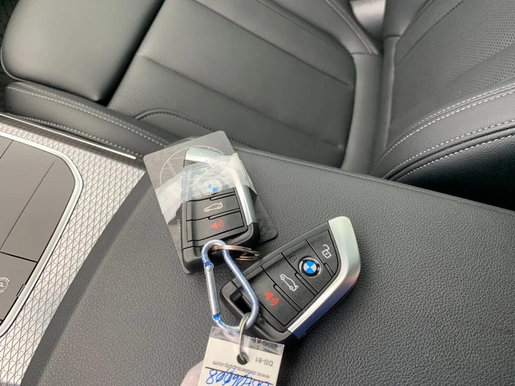 Used 2025 Gray BMW 330i xDrive image 9