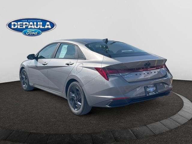 Used 2023 Fluid Metal Hyundai Blue image 4
