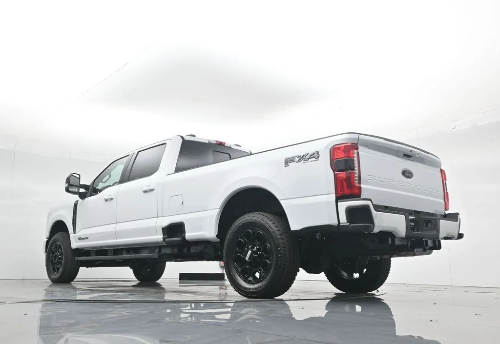 New 2026 Oxford White Ford Lariat image 48