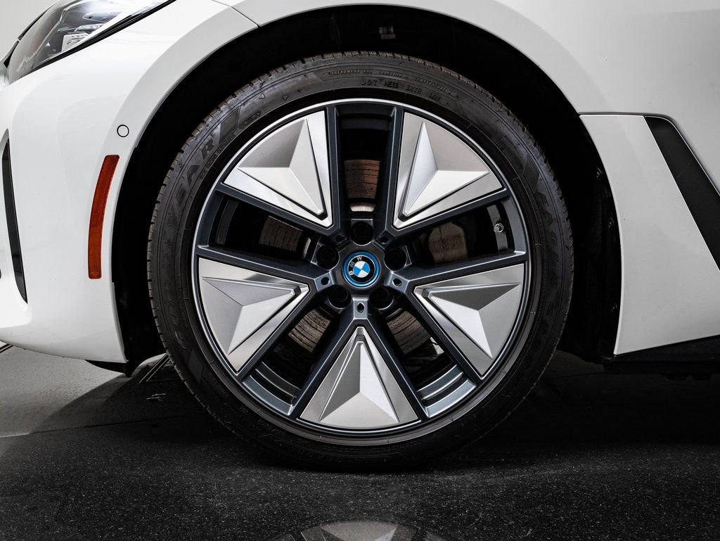 Used 2023 Alpine White BMW eDrive40 image 13