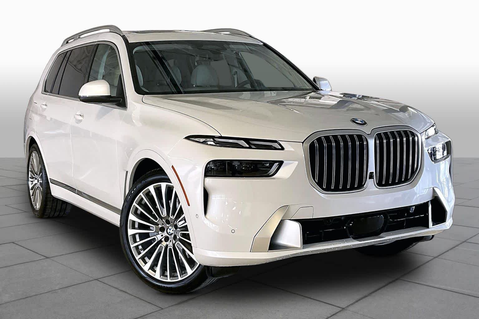 New 2027 Mineral White Metallic BMW xDrive40i image 2