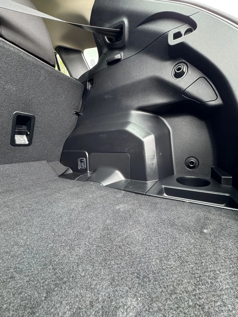 Used 2025 Crystal Black Silica Subaru Base image 12