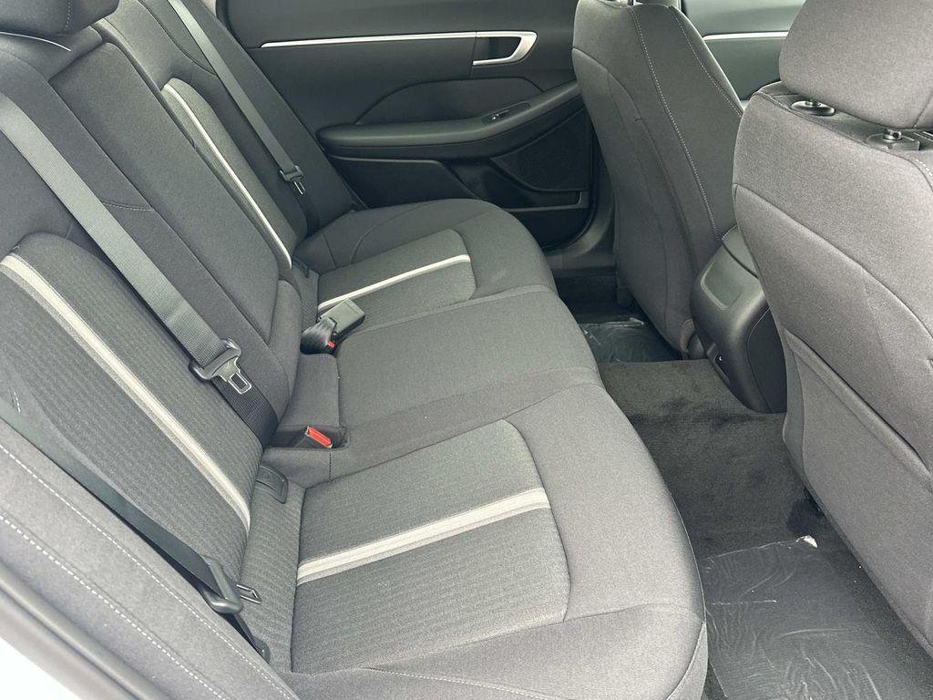 2026 Hyundai Sonata SEL - Photo 15