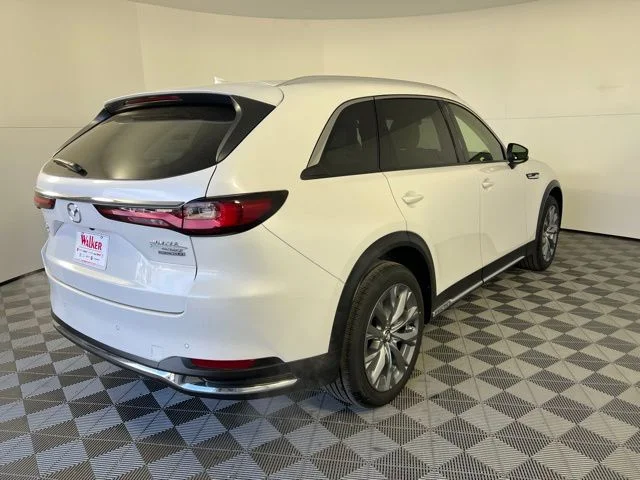 New 2026 Rhodium White Premium Mazda 3.3 Turbo Premium Plus AWD image 7