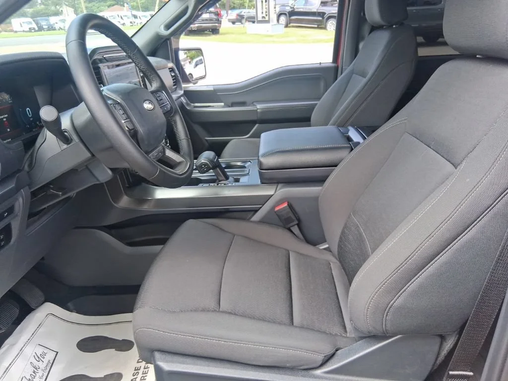 Used 2024 C-bk Ford XLT image 11