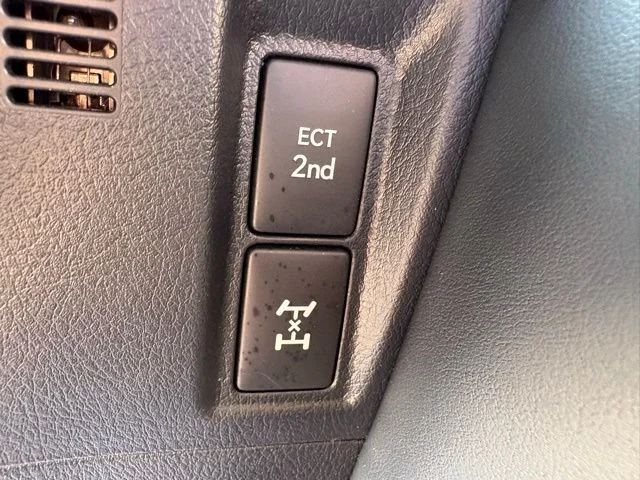 Used 2023 Black Lexus 460 image 24