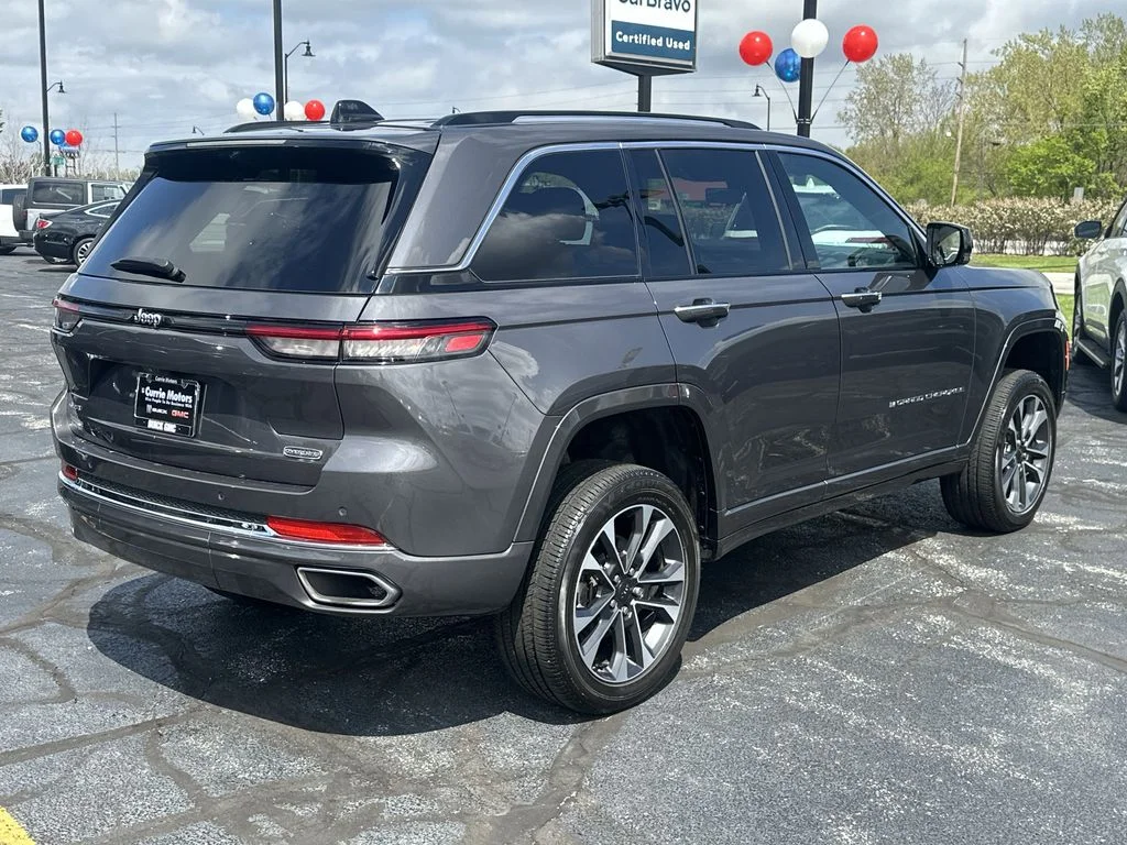 Used 2024 Gray Jeep Overland image 8