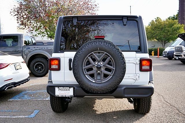 New 2026 Bright White Clear-Coat Exterior Paint Jeep Sport S image 11