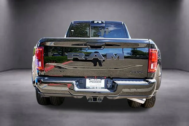 New 2026 Diamond Black Crystal Pearl-Coat Exterior Paint RAM Limited image 11