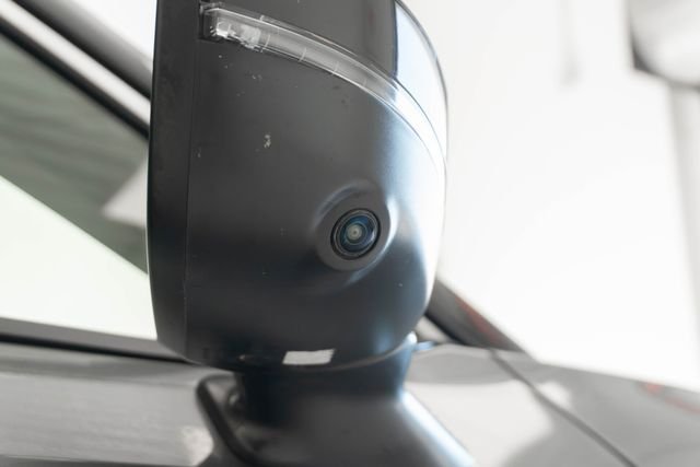 Used 2025 Gray Nissan SR image 24
