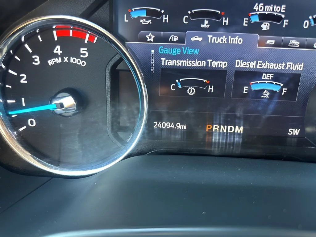 Used 2022 White Ford Lariat image 22