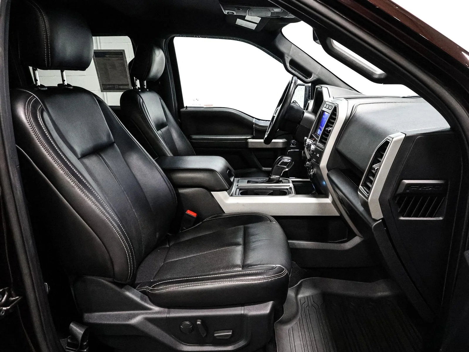 2020 Ford F-150 Lariat - Photo 24