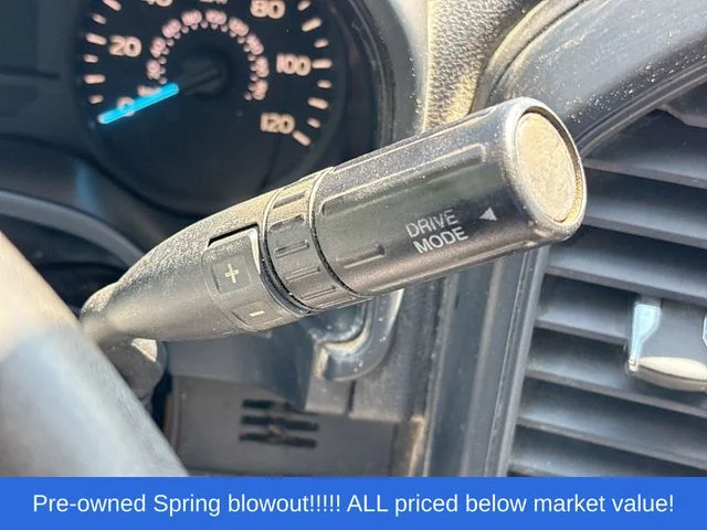 Used 2018 White Ford XL image 24