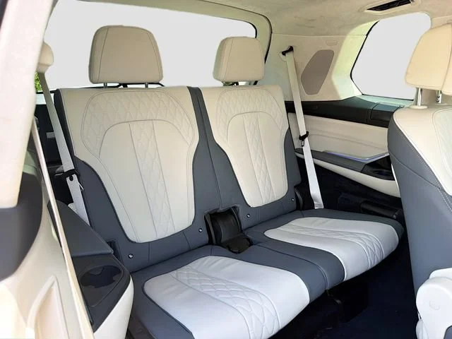 2024 BMW X7 ALPINA XB7 - Photo 22