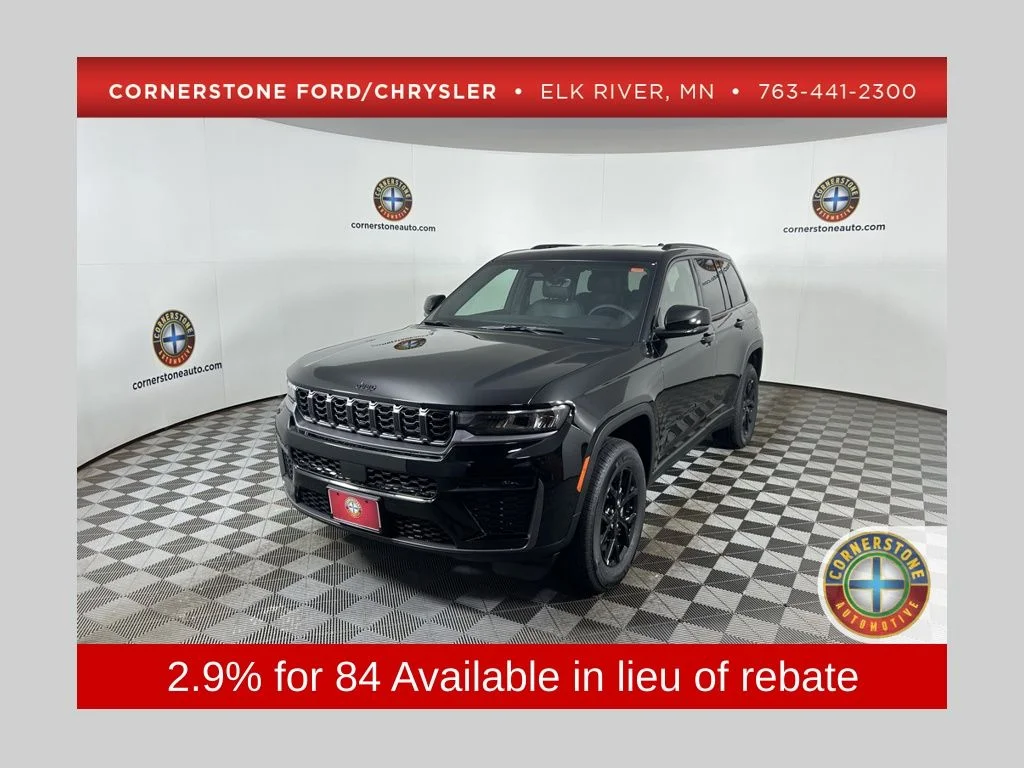 New 2026 Diamond Black Crystal Pearl-Coat Exterior Paint Jeep Altitude image 1