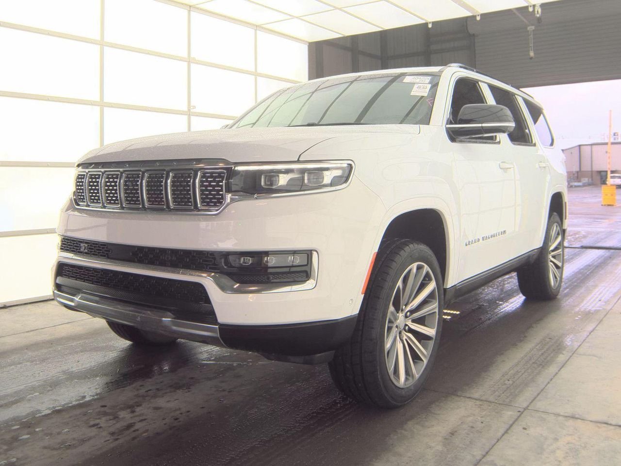 2023 Jeep Grand Wagoneer Series I 4WD's photo