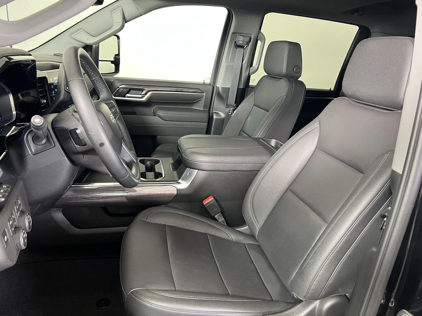 Used 2026 Black Chevrolet LTZ image 4