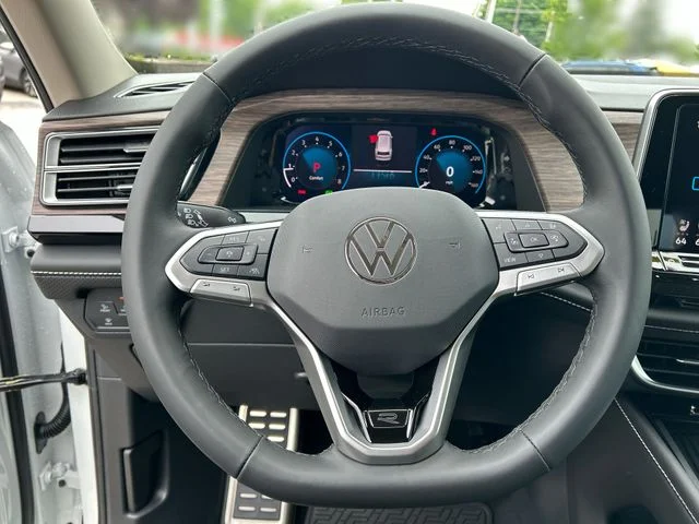 New 2026 White Volkswagen 2.0T SEL Premium R-Line image 15
