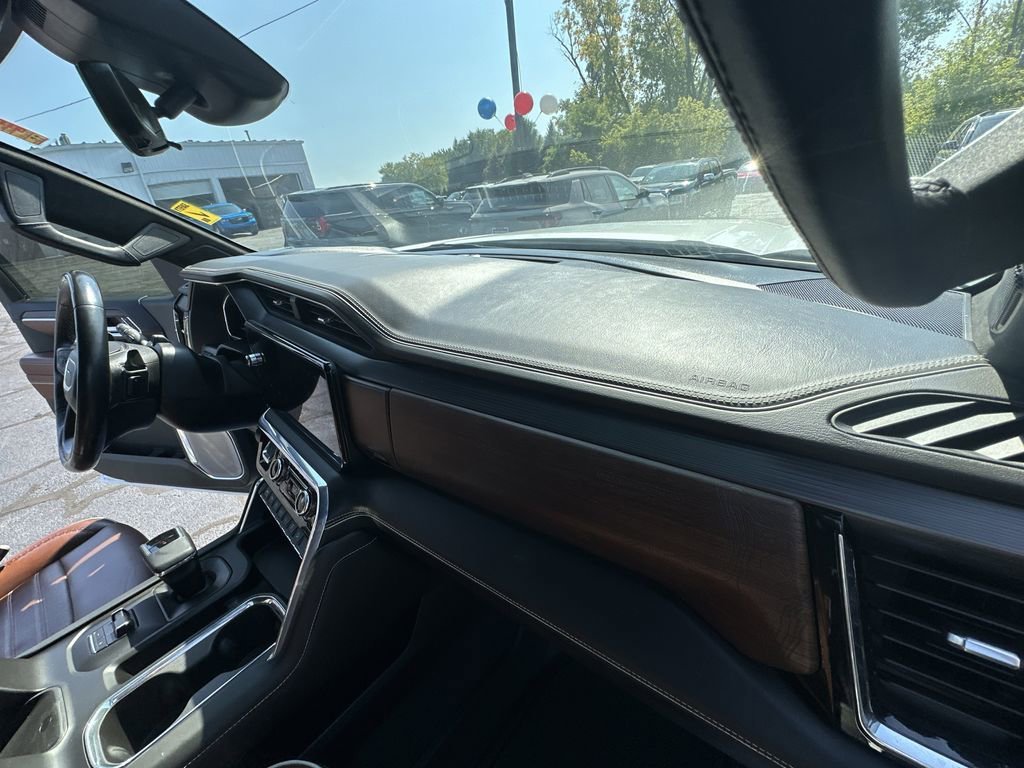 2024 GMC SIERRA - Image 20