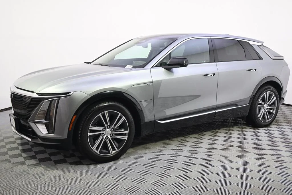 Certified 2024 Cadillac LYRIQ Luxury 2 with VIN 1GYKPRRL1RZ126165 for sale in Minneapolis, Minnesota