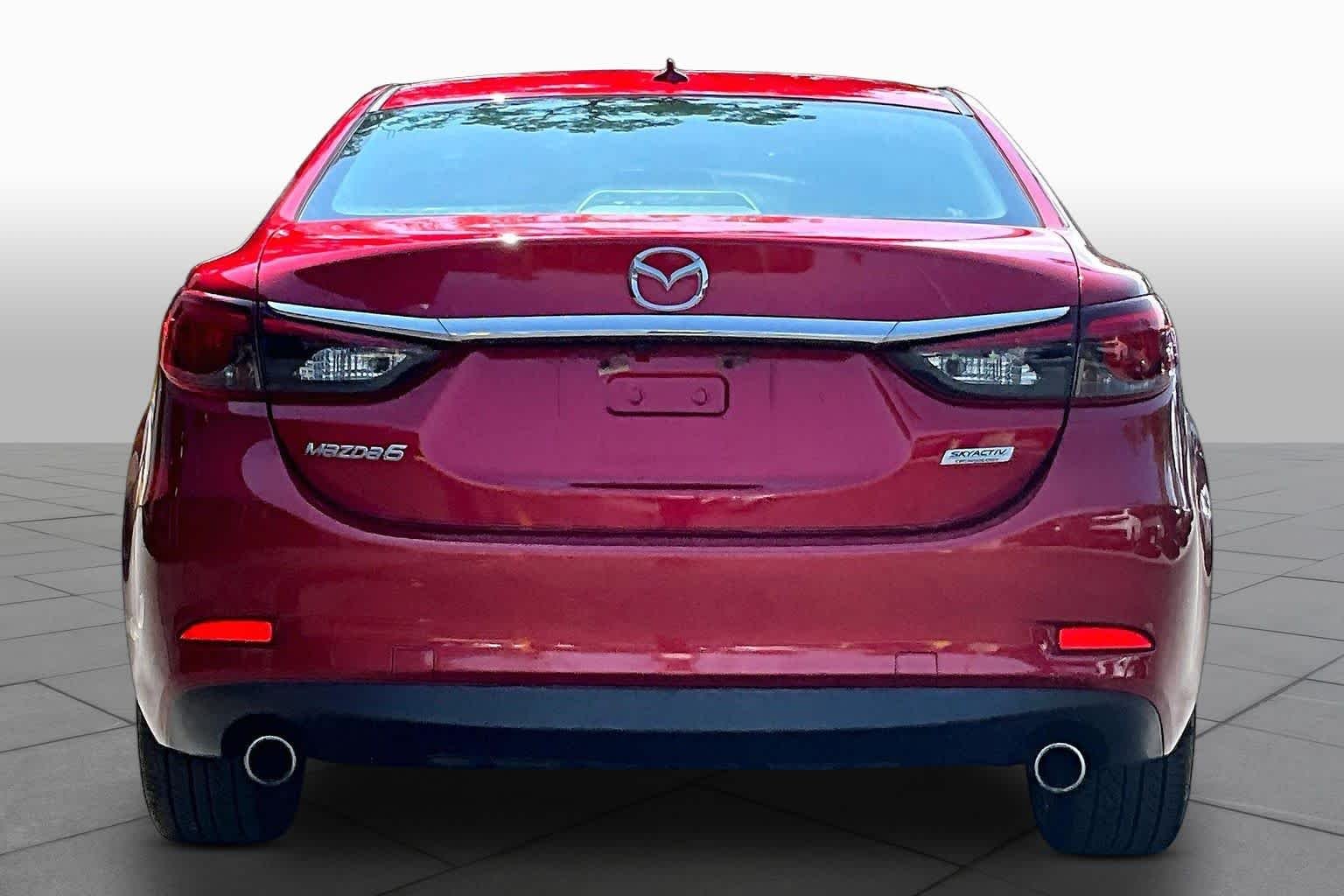 Used 2016 Soul Red Metallic Mazda i Touring image 4