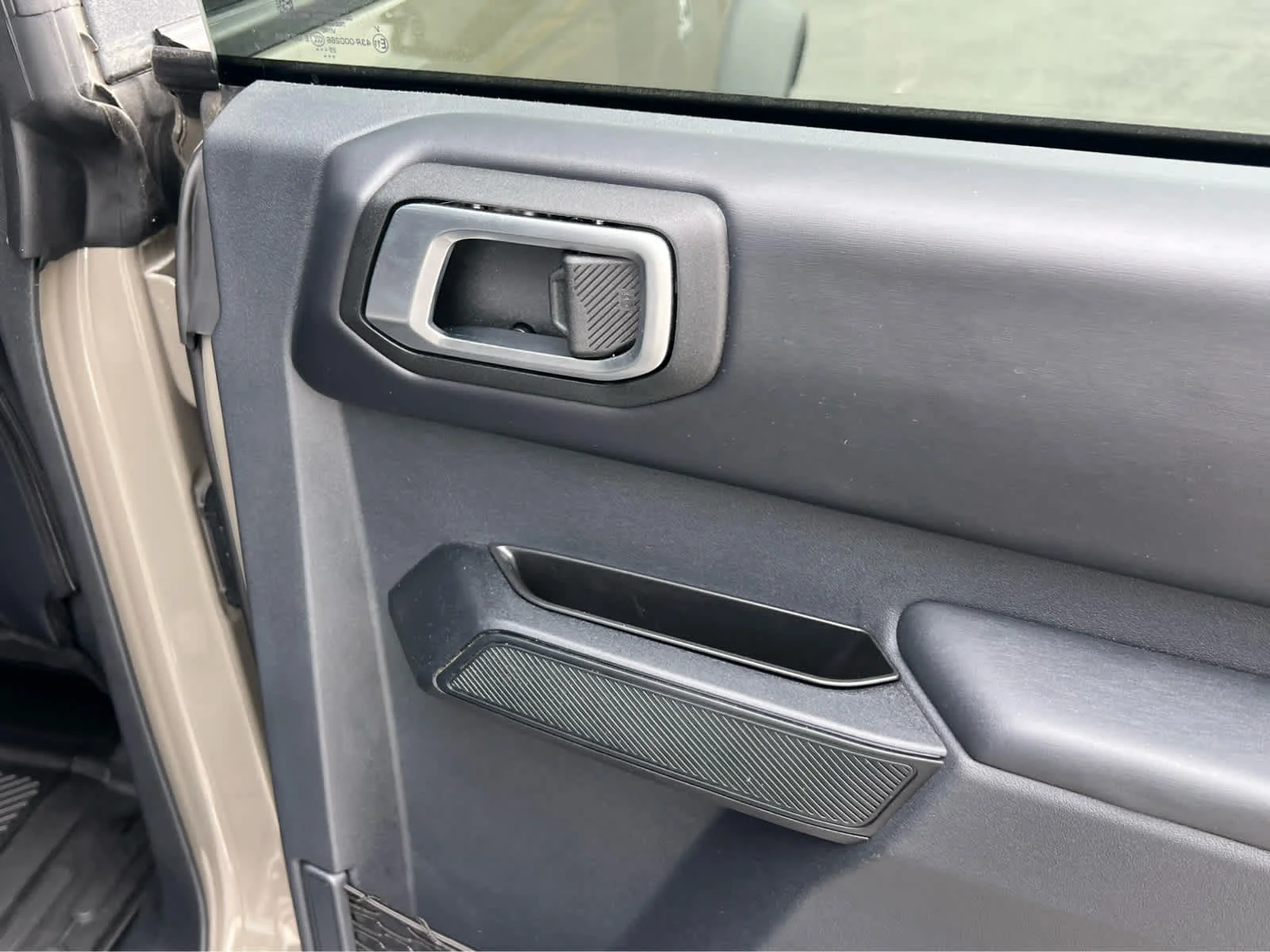 Used 2025 Gray Ford Outer Banks image 22