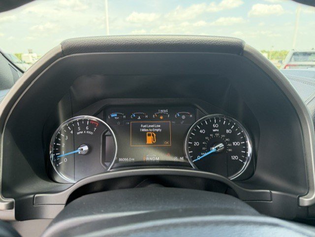Used 2021 White Metallic Ford XLT image 14